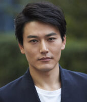 蕨野友也